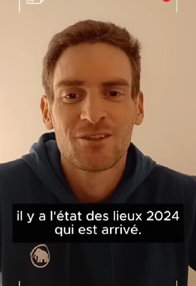 Capture d'écran vidéo d'Arnaud sous-titrée